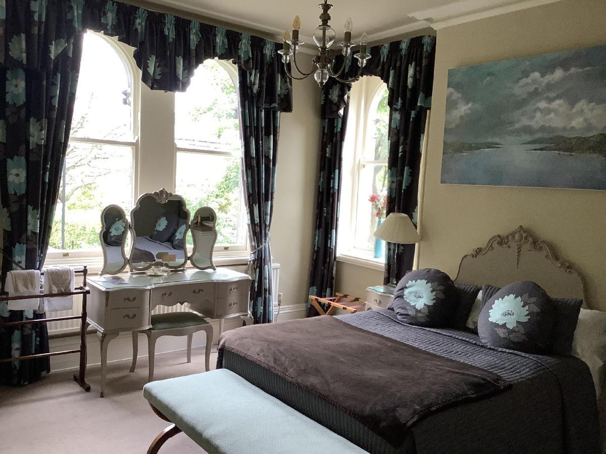 مبيت وإفطار هاروغايت Alexandra Court المظهر الخارجي الصورة