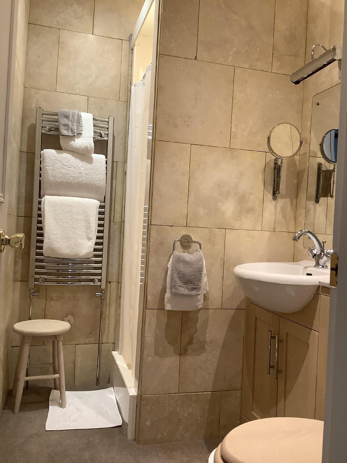 مبيت وإفطار هاروغايت Alexandra Court الغرفة الصورة